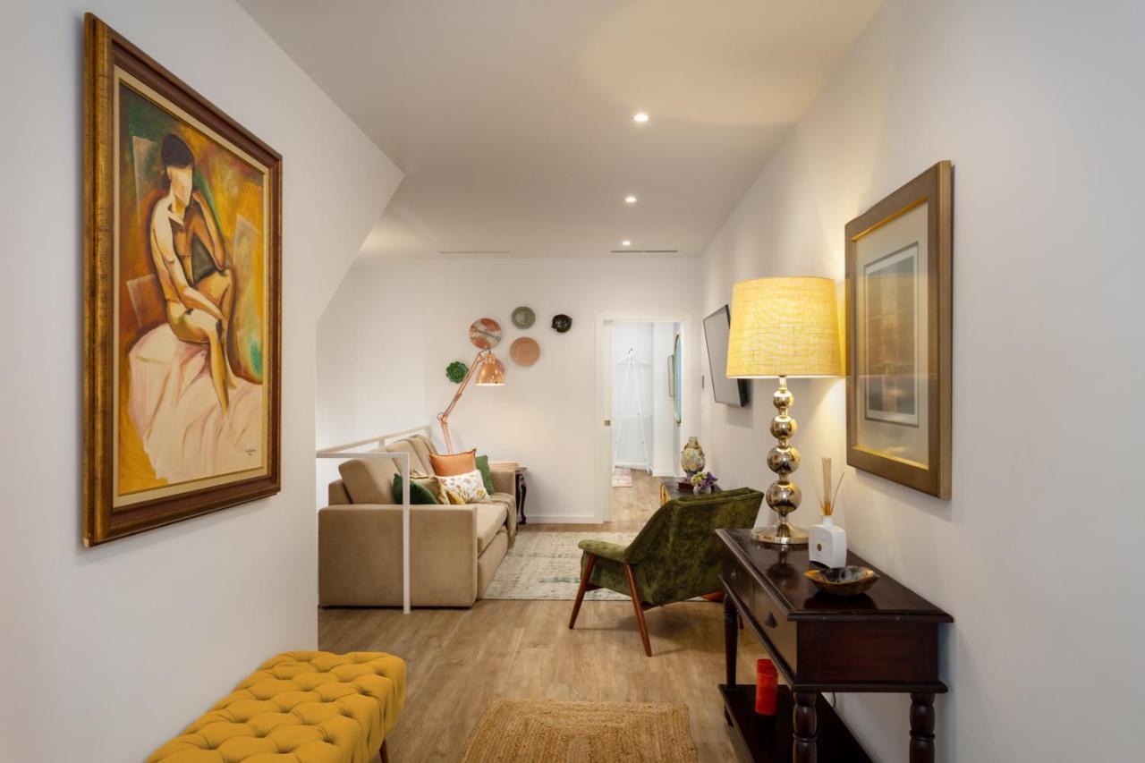 Stupendo- Two Rooms, Patio With Refreshing Pond-Center-Air Conditioning-Free Park Лісабон Екстер'єр фото