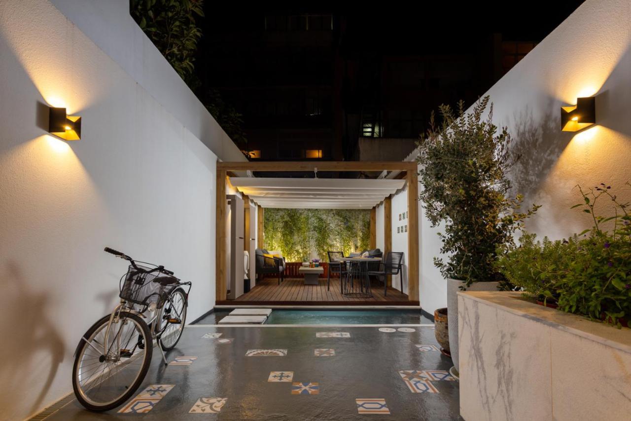 Stupendo- Two Rooms, Patio With Refreshing Pond-Center-Air Conditioning-Free Park Лісабон Екстер'єр фото