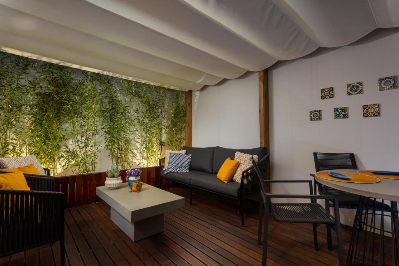 Stupendo- Two Rooms, Patio With Refreshing Pond-Center-Air Conditioning-Free Park Лісабон Екстер'єр фото